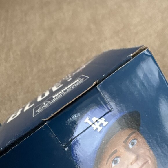 NEW IN ORIGINAL BOX - Zack Greinke 21 Los Angeles Dodgers Bobblehead 2014 - Picture 4 of 4